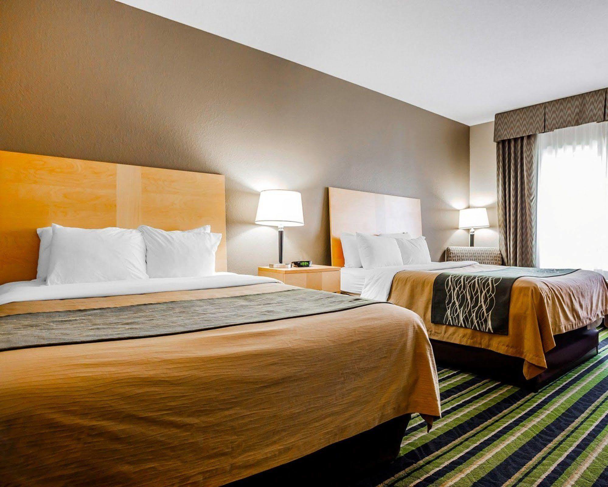 Comfort Inn Kansas City / Airport Dış mekan fotoğraf