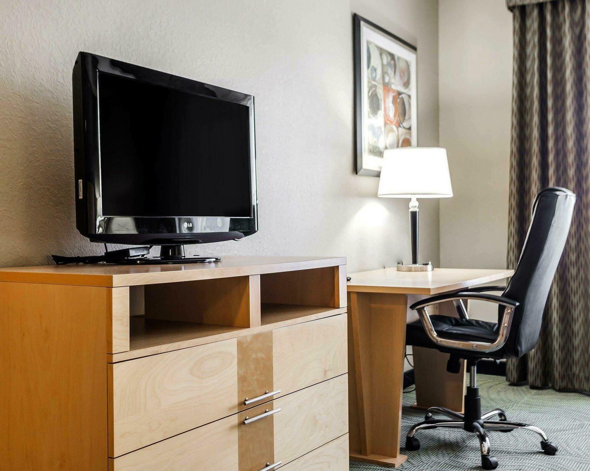 Comfort Inn Kansas City / Airport Dış mekan fotoğraf